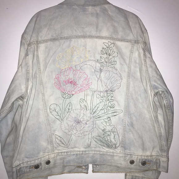 Levi’s Embroidered Jacket - Picture 2 of 2